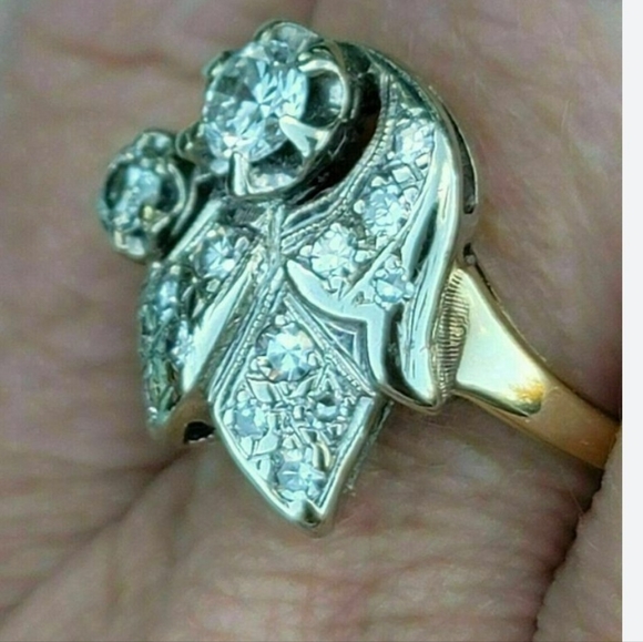 2.10 Ct Simulated Diamond 14k Gold/White Plated. - Picture 7 of 8